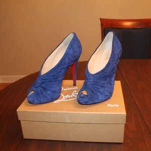 Christian Louboutin Manchon Twist-Front Bootie